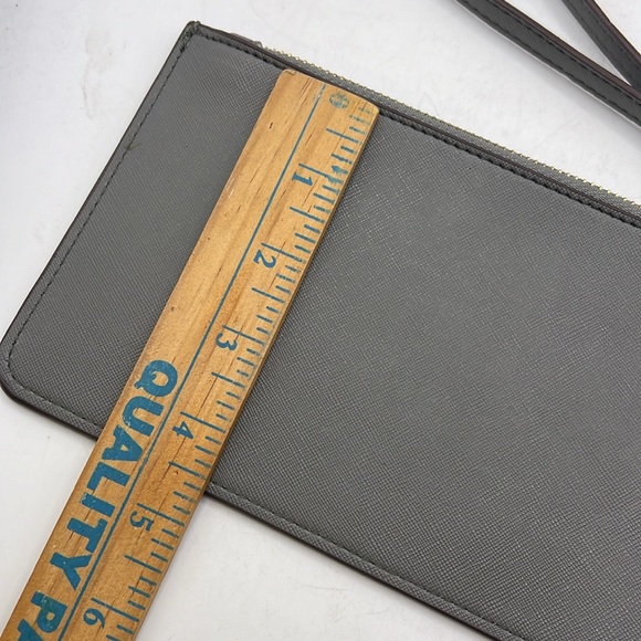 Kate Spade Wristlet Clutch Wallet Flat Thin Slim Gray Money Card Phone Holder - Picture 14 of 15